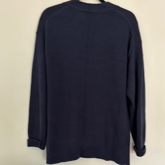 NWOT Navy M 100% Cotton V-Neck Relaxed-Fit Cardigan — Soft, Midweight - Picture 7 of 7